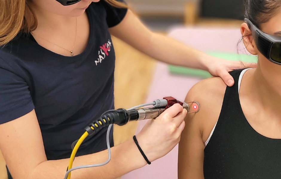 Vysokovýkonný laser v Náskoku